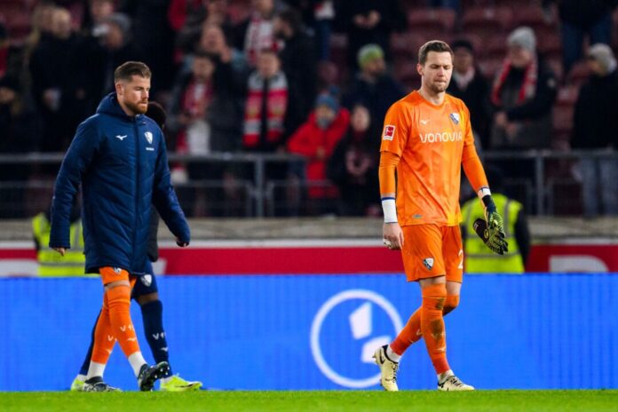 Weil Bochums Stammtorwart Patrick Drewes erkrankt ist, wird Timo Horn (l.) erstmals für den VfL zwischen den Pfosten stehen. 