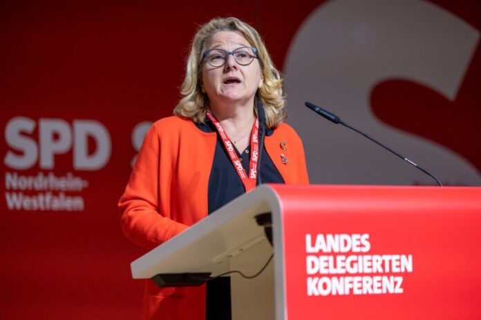 Svenja Schulze zieht voraussichtlich über die Landesliste in den Bundestag ein. (Archivbild)