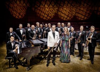 Uli Plettendorff (M.) ist der neue Bandleader des "Glenn Miller Orchestras". Foto: Francesco Prandoni