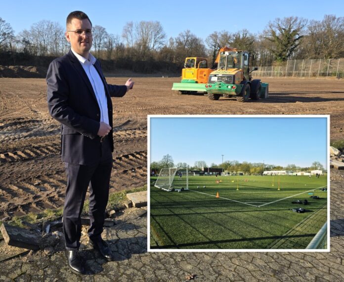 Patrick Anders, Erster Beigeordneter der Stadt und Sportdezernent, freut sich über den Start der Baumaßnahmen. Foto: Alexander Heinz