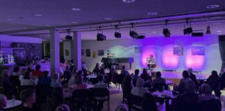 Rund 60 Ratinger interessierten sich für die Lesung mit der Schriftstellerin Yandé Seck. Foto: Stadt Ratingen