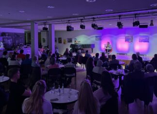 Rund 60 Ratinger interessierten sich für die Lesung mit der Schriftstellerin Yandé Seck. Foto: Stadt Ratingen