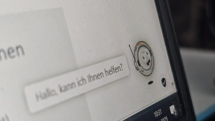 Mit dem Chatbot möchte die Stadt Essen den Bürgerinnen und Bürgern einen weiteren Zugang zu der Service-Datenbank anbieten. Foto: Volkmann