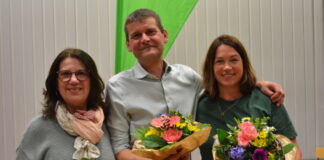 Die stellvertretende Bürgermeisterin Barbara Esser, Bürgermeisterkandidat Jörn-Eric Morgenroth und die stellvertretende Fraktionsvorsitzende Ute Meier bilden das Spitzentrio der Ratinger Grünen. Foto: Irma Schweiger