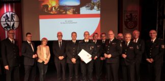 In der Stadthalle fand die Versammlung mit zahlreichen Gästen statt. Foto: FW Ratingen