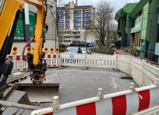 Die erste von zwei Aufpflasterungen ist fertig, aber nicht freigegeben. Foto: Kreisstadt Mettmann