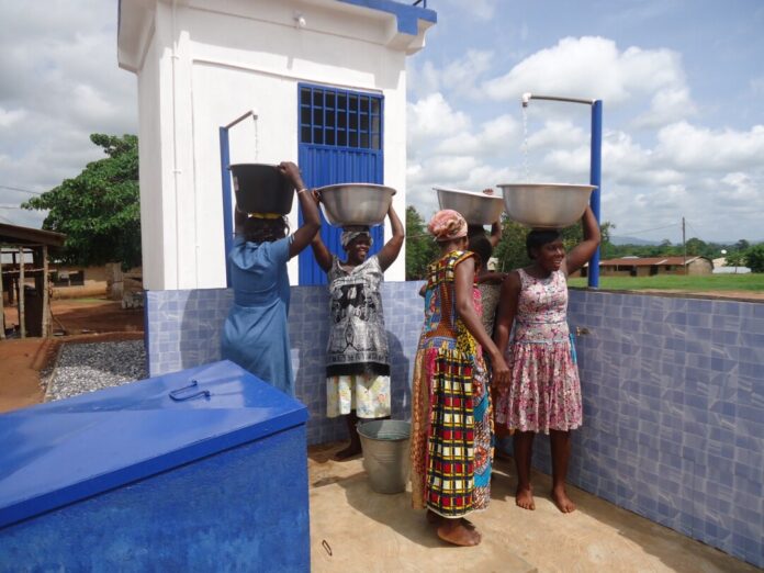 Essener Helfer geben Einblicke in ihre Entwicklungsarbeit in Ghana. Foto: Plan International/VHS Essen