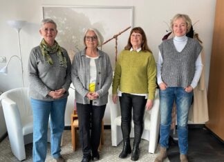 Engagieren sich, um Trauernde zu helfen: Ulla Eisterdiek, Friederike Erbach, Marion Strassen, Petra Rosen-Edwards (es fehlen: Christine Duschke, Cornelia Hessenberg). Foto: privat