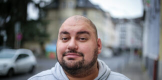 "Auf nach Bora Bora" - dazu lädt der Comedian "Bora" ein. Foto: Lisa Jansen