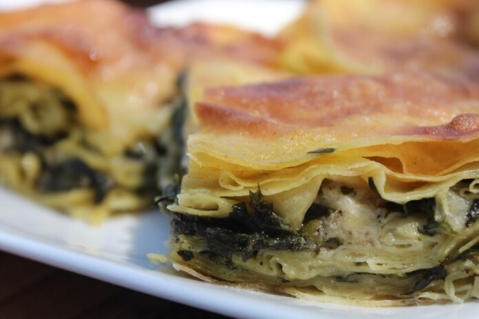 Mit gutem Essen wird bei der AWO gemeinsam gefeiert. Foto: pixabay.