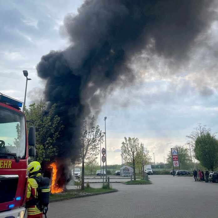16_HEI_Feuer Supermarkt