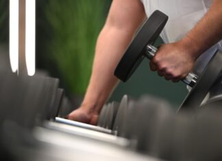 Eine klassische Hantelbank - auch solche Geräte werden auf der Fibo beworben.