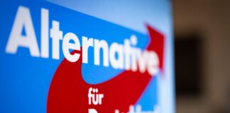 Die AfD zieht weiter Wähler an und nimmt in Nordrhein-Westfalen eine bedeutende symbolische Hürde. (Symbolbild)