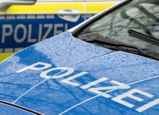 Die Polizei ermittelt gegen einen Kita-Mitarbeiter, weil er kinderpornografisches Material besitzen soll. (Symbolbild)