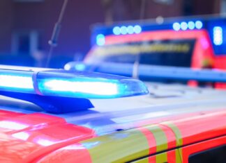 Die Frau wurde zu Boden geschleudert und schwer verletzt. (Symbolfoto)