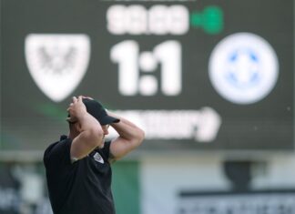 Münsters Trainer Sascha Hildman muss den Verein nach mehr als fünf Jahren verlassen. 