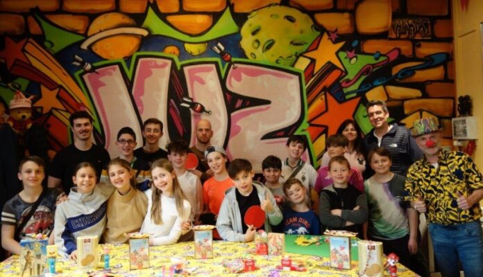 Die Kinder und Jugendlichen kommen auch ohne Internet aus. Foto: privat