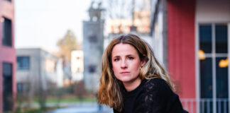 Chris Warnat liest aus ihrem Thriller "Fünfzehn Sekunden" vor. Foto: Dominik Roessler
