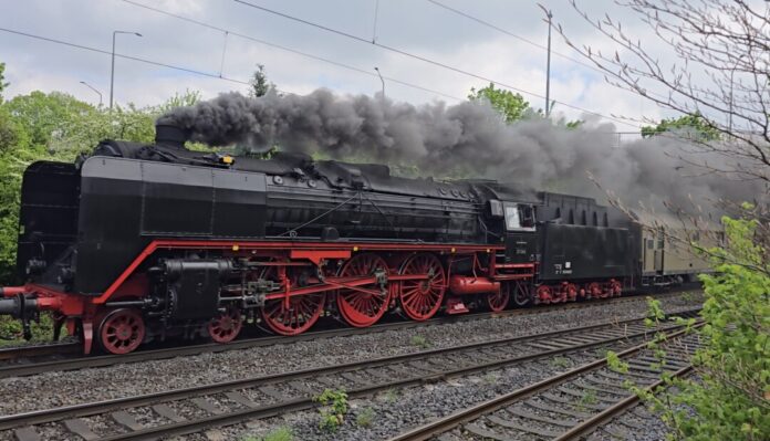 01 066 Durchfahrt Ratingen 25.04.2025 , Bild Alexander Heinz