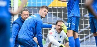 Hoffenheims Torwart Oliver Baumann nach dem Dortmunder Siegtor.