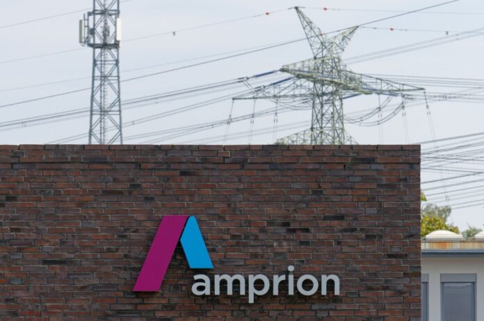 Als Folge des geplanten Vorrangs für Freileitungen hält Amprion längere Genehmigungsverfahren für möglich. 