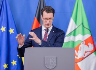 Der NRW-Regierungschef nennt den Koalitionsvertrag für eine neue Bundesregierung einen Kompromiss. 