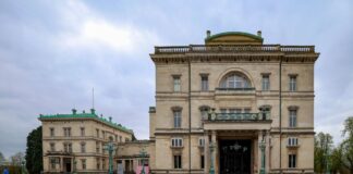 Die Villa Hügel, das einstige Krupp-Wohnhaus in Essen, wird seit 1953 für Ausstellungen genutzt