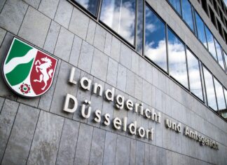 Der angeklagter Bundespolizist wird per Haftbefehl gesucht. (Symbolbild)