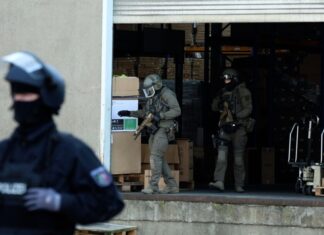 Durchsuchungen und Festnahmen mutmaßlicher Drogenhändler im Ruhrgebiet