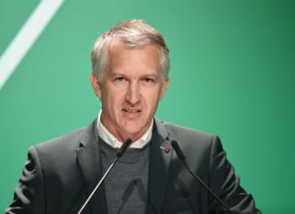 Frank Baumann hat mit Schalke 04 viel vor.