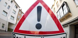Die Entschärfung einer Weltkriegsbombe hat in Münster erhebliche Folgen für den Bahnverkehr. (Symbolbild)