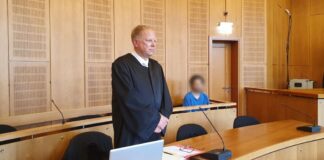 Kinder auf Grundschul-Toiletten missbraucht: Verdächtiger schweigt. 