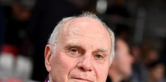Bayern-Ehrenpräsident Uli Hoeneß traf sich am Tegernsee mit dem Vater von Florian Wirtz.