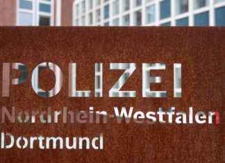 Ein in Dortmund verurteilter Rechtsextremist ist von der Polizei in Bulgarien in einem Wohnheim gefasst worden. (Symbolbild)