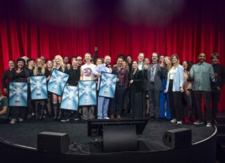 Galastimmung bei der Verleihung des Preises für Popkultur. Foto: Kenny Beele und Kai Kuczera / D.LIVE