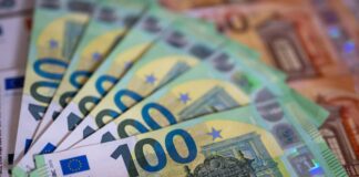 Die Durchschnittsgehälter in NRW liegen je nach Branche weit auseinander.