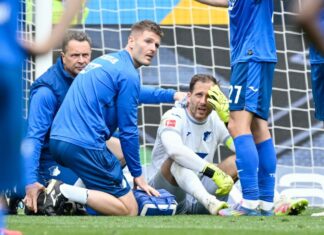 Sichtlich angeschlagen beim Gegentor: Hoffenheims Torwart Oliver Baumann 