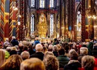 Vollbesetzte Kirchenbänke bei der Wallfahrt in Kevelaer: Auch in diesem Jahre haben sich zahlreiche Pilger angemeldet. (Archivbild)