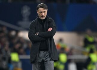 BVB-Coach Niko Kovac muss sich nach dem 0:4 in Barcelona für seine Taktik rechtfertigen