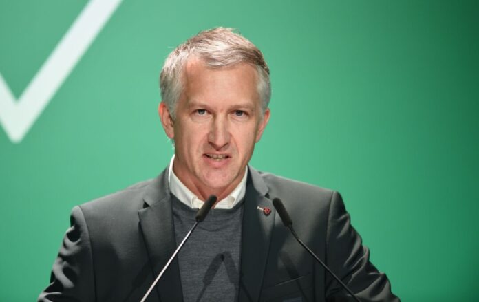 Frank Baumann arbeitete bis 2024 bei Werder Bremen und soll nun Sportvorstand auf Schalke werden. 