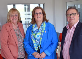 Sigrid Wolf, Kerstin Griese und Vassilios Athanassiou in Neviges. Foto: Büro Griese