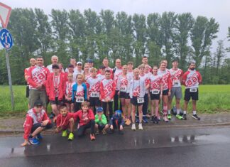 Das Teamfoto der Triathleten aus Ratingen. Foto: TTR 08
