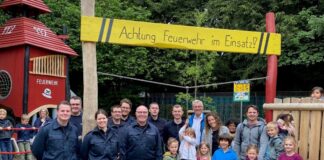 Mit einem kleinen Fest ging der Spielplatz nun auch offiziell an den Start. Foto: Stadt Ratingen