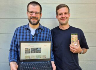 Gero Büskens, Projektmitarbeiter für Digitale Barrierefreiheit und KI beim Kompetenzzentrum Selbstbestimmt Leben Düsseldorf (links), und Niklas Büskens, Leiter Geoinformationsdienste der Stadt Ratingen, haben die Inklusionskarten erstellt. Foto: KSL NRW