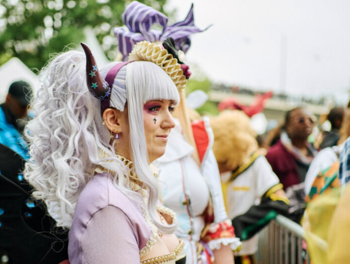 Popkultur rund um Cosplay, Karaoke und Live-Musik stehen beim Japan-Tag in Düsseldorf auf dem Programm. Foto: D.LIVE/Richard Salomon Popkultur rund um Cosplay, Karaoke und Live-Musik stehen beim Japan-Tag in Düsseldorf auf dem Programm. Foto: D.LIVE/Richard Salomon