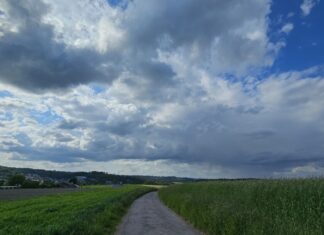 Wolken ziehen auf. Foto: Volkmann