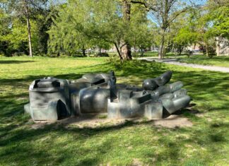 Mehr als 100.000 Euro ist die Skulptur «Ägypten» wert - Diebe haben sie aus dem Park am Lehmbruck-Museum gestohlen.