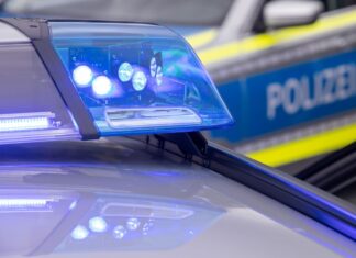 Die Polizei vermutet, dass der Geschäftspartner an dem Überfall beteiligt war. (Symbolbild)