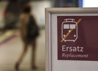 Der Bahnverkehr im Rheinland zwischen Köln und Düsseldorf ist derzeit massiv gestört. (Symbolbild)