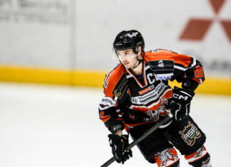 Tim Brazda bleibt den Ice Aliens erhalten. Foto: Daniela Schmidt